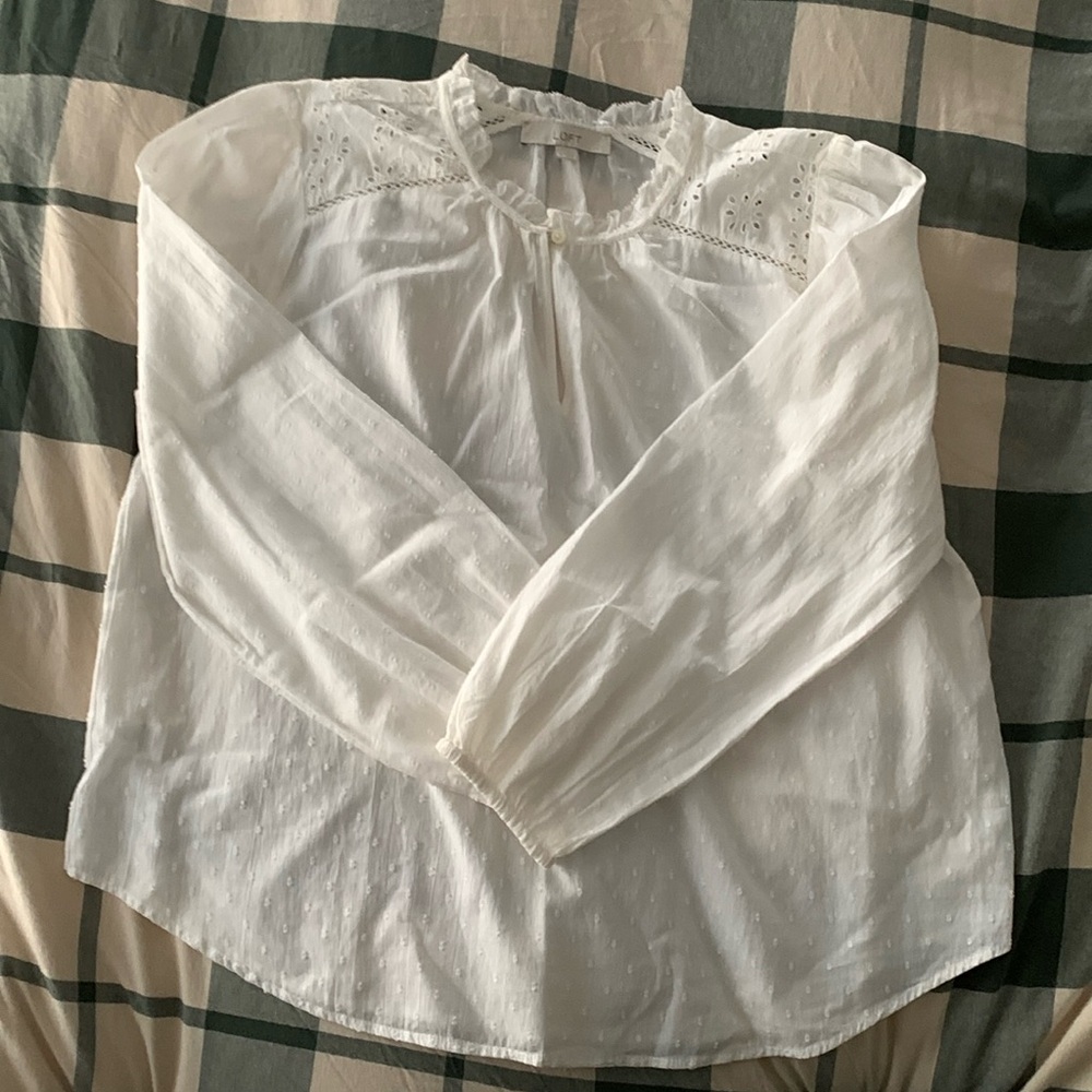 Loft romantic ruffled collar neck top